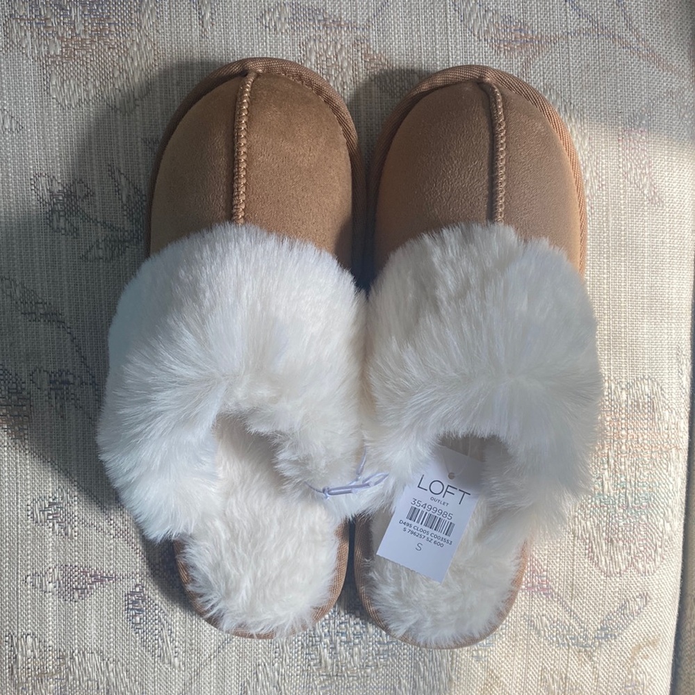 Loft size small slippers size 5-6